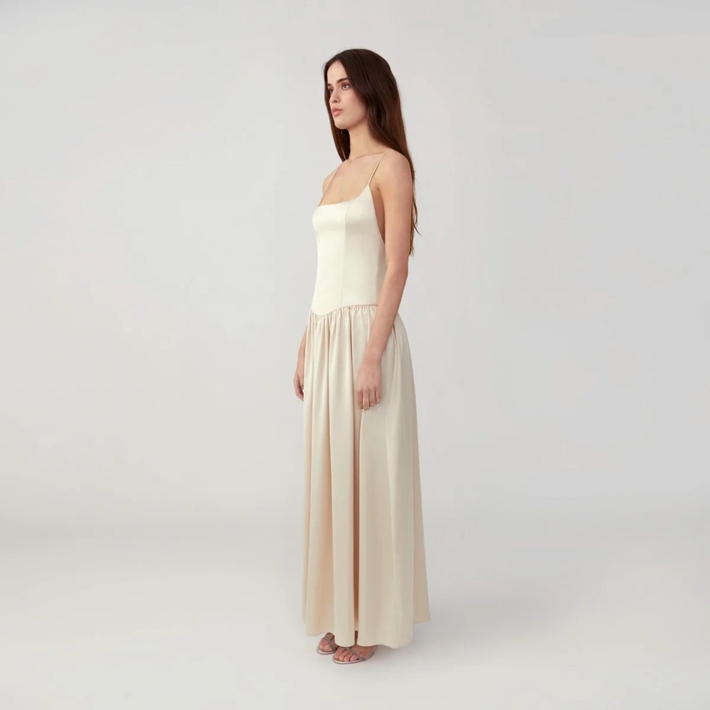 Fame & Partners white drop waist dress. Never worn. New with tags.